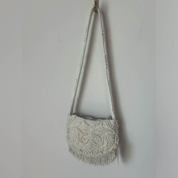 Viral Made in India Pearl & Bead Crossbody Fringe Bag - Picture 3 of 7